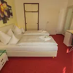 Rosengarten 3* Schwäbisch Gmünd