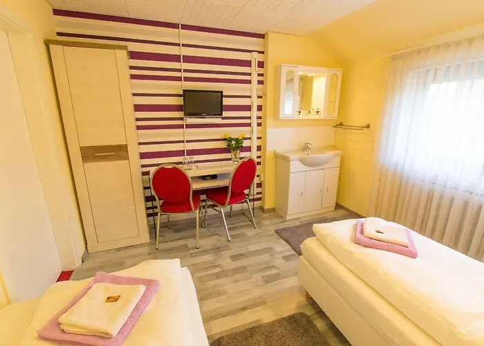 Hotell Rosengarten 3*