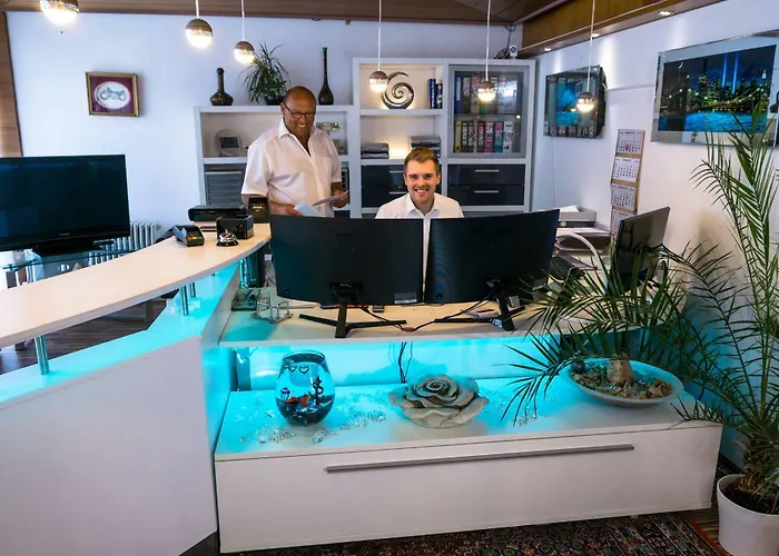 Hotell Rosengarten 3*